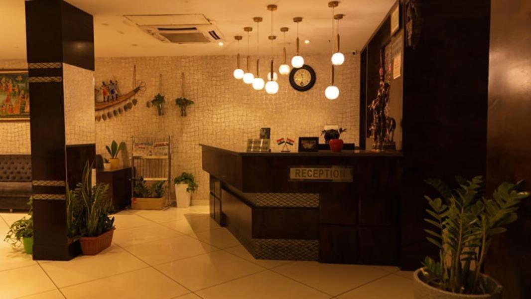 Hotel Royal Retreat ซัมบัลปูร์ ภายนอก รูปภาพ