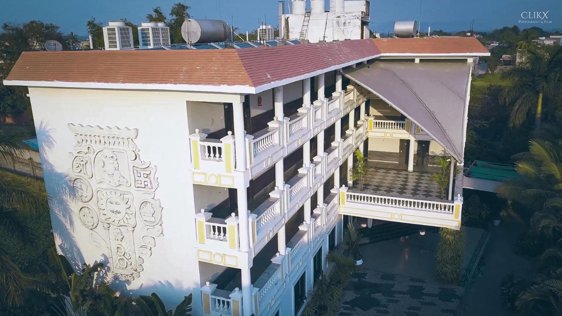Hotel Royal Retreat ซัมบัลปูร์ ภายนอก รูปภาพ